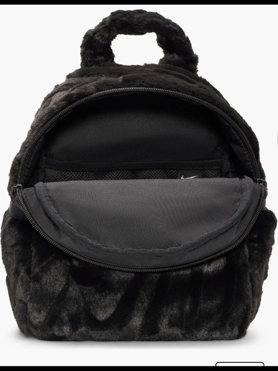 Nike Sportswear Futura 365 Faux Fur Mini Backpack - Picture 5 of 10